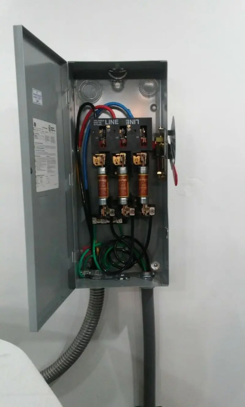 Three-phase disconnect switch installed for Electrical Wiring & Rewiring in Garden Grove